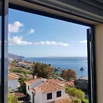 Lejlighed The Sunrise Of Your Dreams With Total Ocean View With New Modern Kitchens 75 M2 *