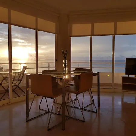 The Sunrise Of Your Dreams With Total Ocean View With New Modern Kitchens 75 M2 * פונשל