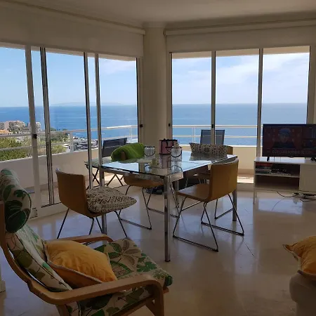 The Sunrise Of Your Dreams With Total Ocean View With New Modern Kitchens 75 M2 Apartment Funchal (Madeira)