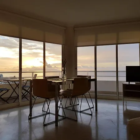 The Sunrise Of Your Dreams With Total Ocean View With New Modern Kitchens 75 M2 Funchal