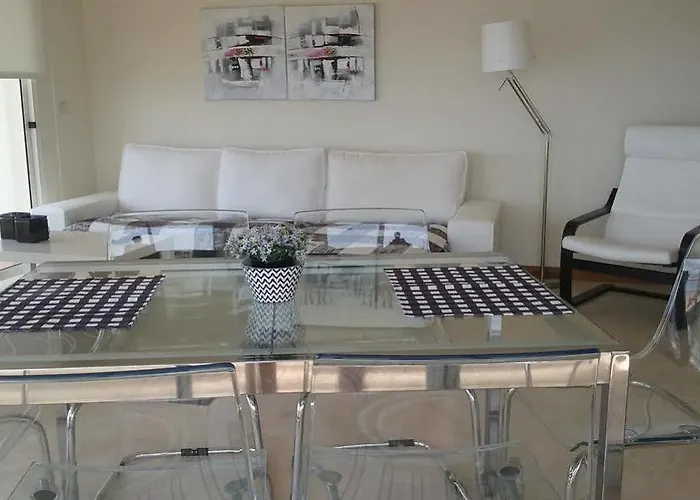 The Sunrise Of Your Dreams With Total Ocean View With New Modern Kitchens 75 M2 Appartement *