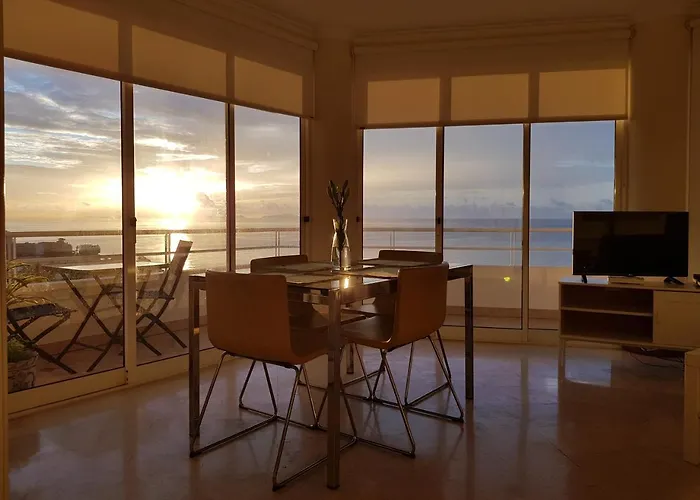 The Sunrise Of Your Dreams With Total Ocean View With New Modern Kitchens 75 M2 * Funchal (Madeira)